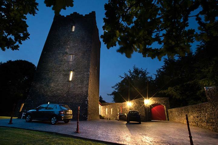 Ross Castle B&B Oldcastle Esterno foto